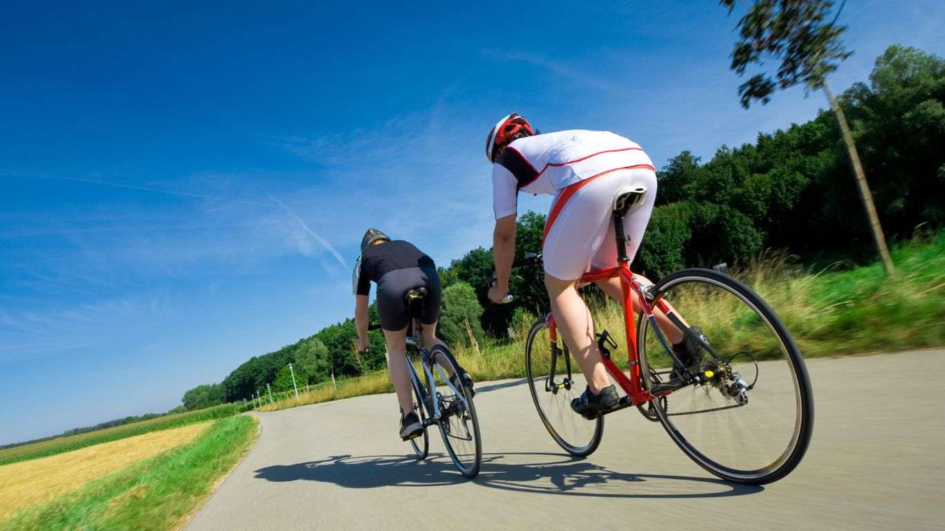 Sportmassage ist wohltuend für Radrennfahrer